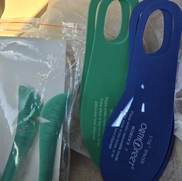 Orthofeet women's leather shoes size 7 wide - Picture 8 of 8